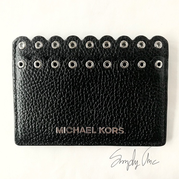 LAST 1 ⭐️ MK scallop trim genuine leather wallet - Picture 2 of 6